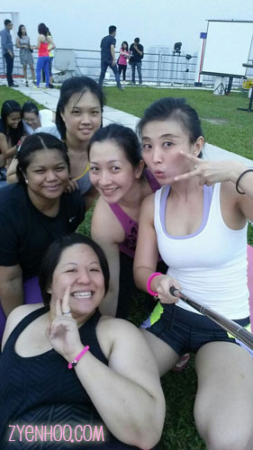 Group-fie with the other ladies from Surya Yoga! 