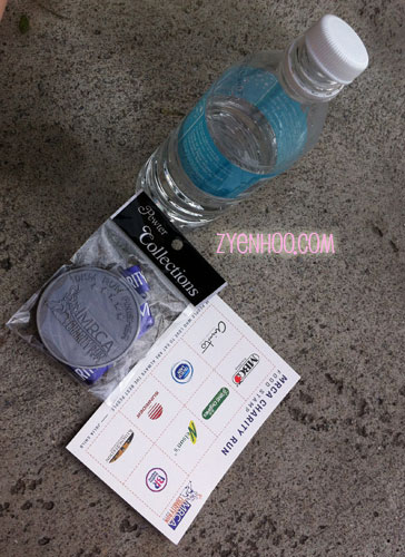 These were the items handed to us at the finish line (for the 10kmers)