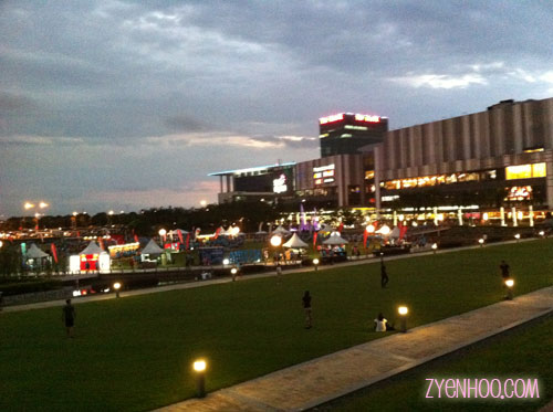 The set up on the Oval Lawn in front of the Setia City Convention Centre